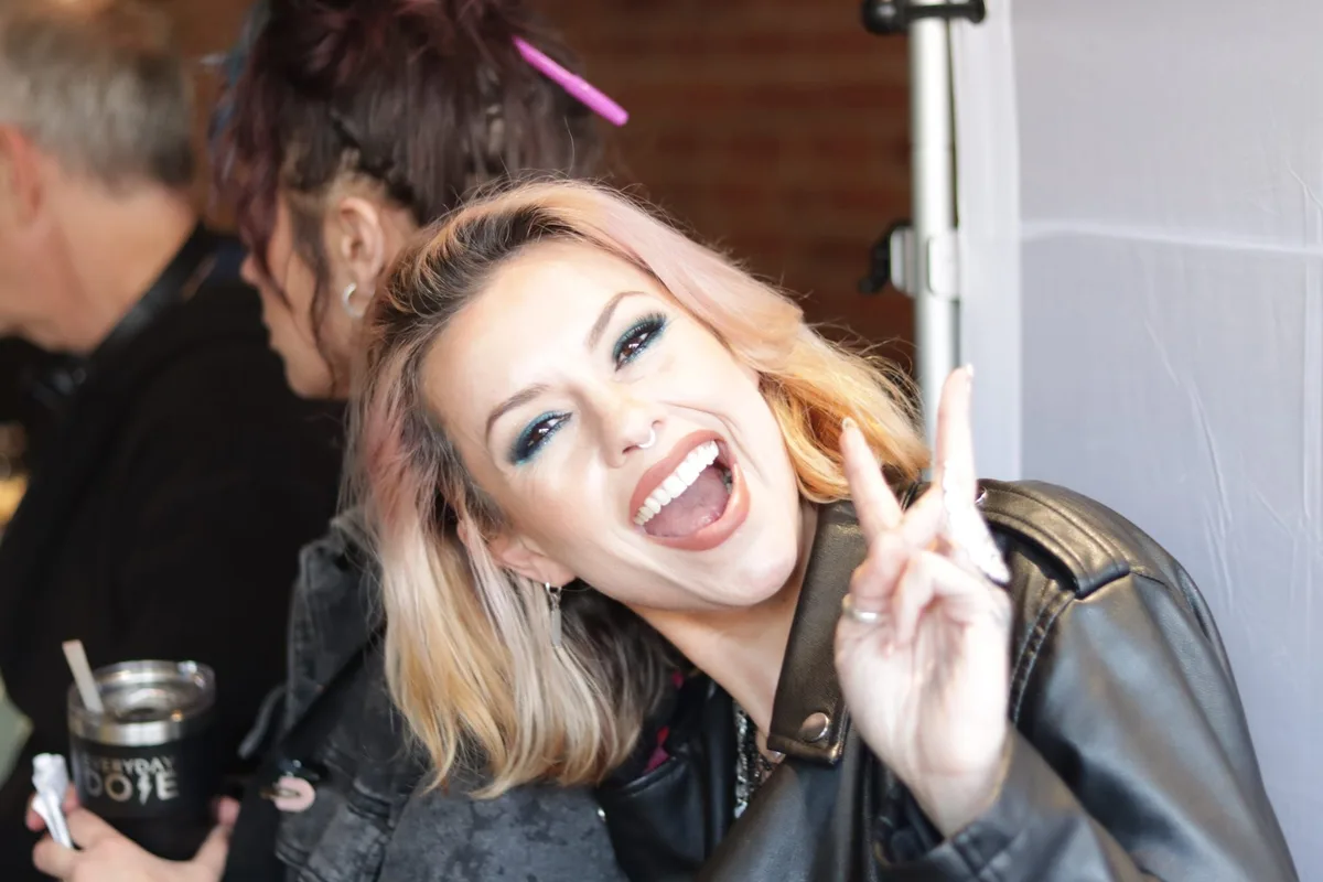 Behind the scenes of She Listens Alone, photograph 10
