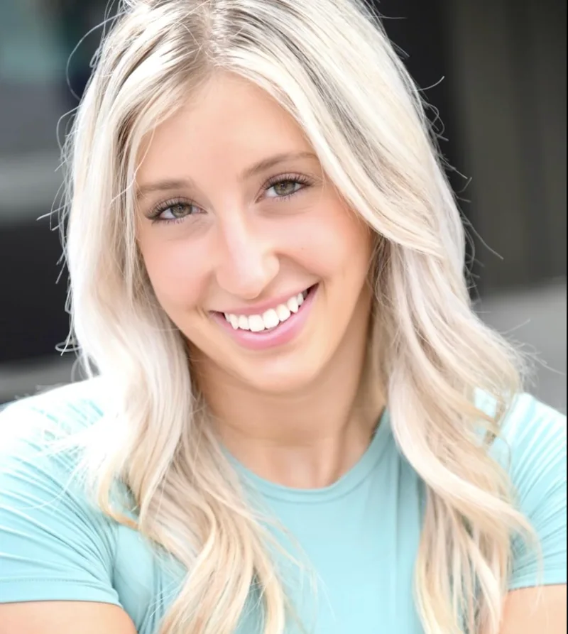 Sabrina Corsino as Emily